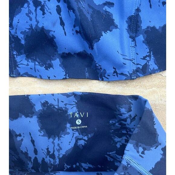 Tavi workout set high rise Shorts and bra top Blue Printed Size Small BF - Picture 2 of 4